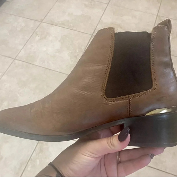 Kurt Geiger Carvela Toby Women’s 8.5 Brown Leather Chelsea Boots 51807 - Picture 4 of 8